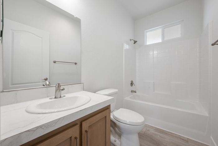 The Lakes at Hemet West - Unit 23 - Bathroom