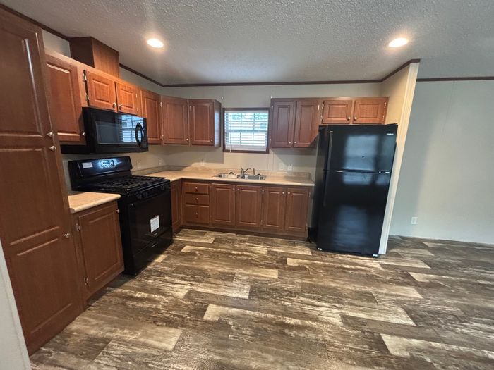 Pasadena MHC - Unit CON3615 - Kitchen