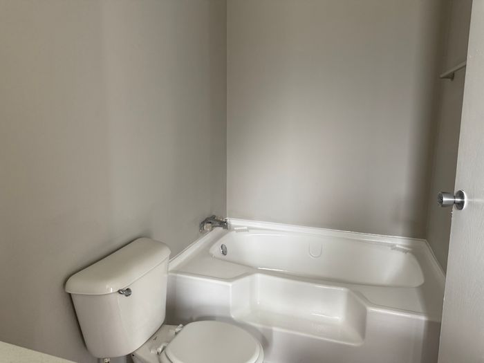 Clarke Springs - Unit 16059C - Bathroom