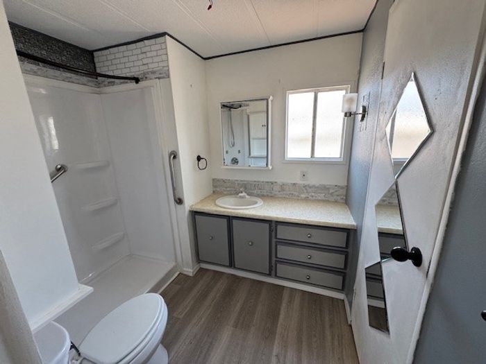Agave Village LLC - Unit AA17 - Bathroom