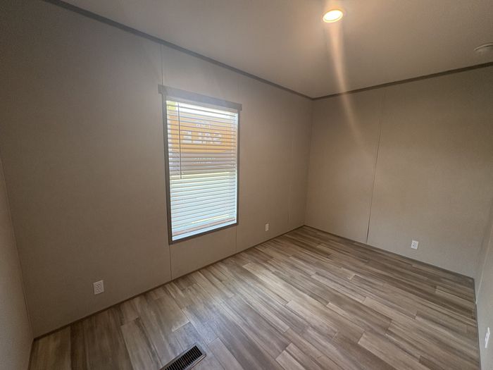 Pleasant Ridge MHP - Unit 120N - Bedroom