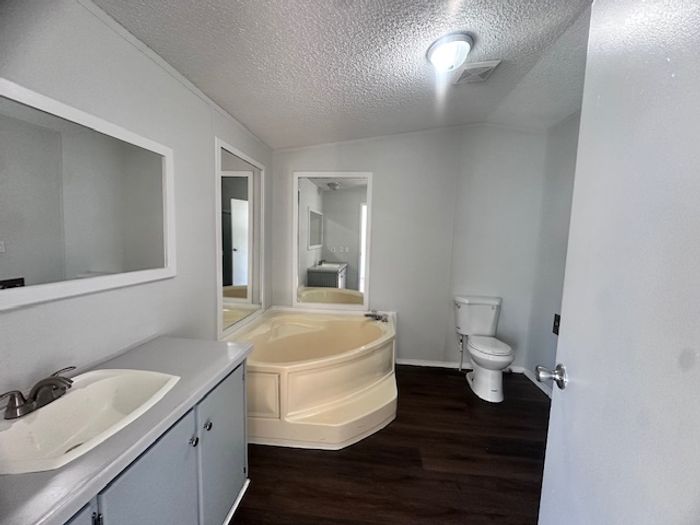 Taylors Creek - Unit 131 - Bathroom