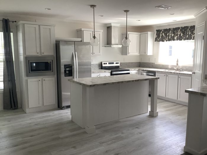 Lakewood Village MHC and RV Resort - Unit 205 - Kitchen