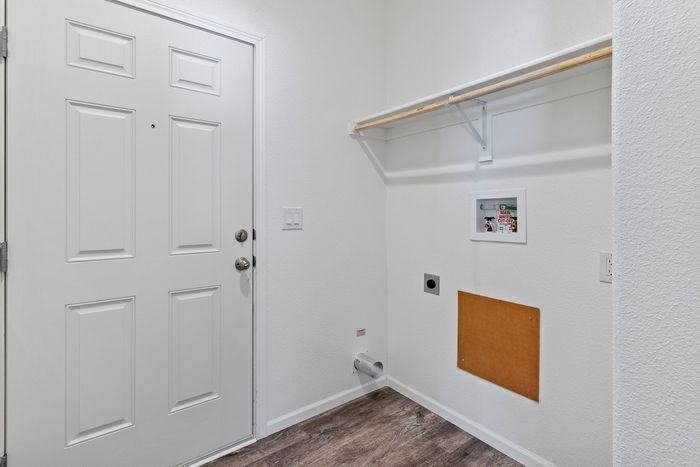 Paradise Valley Ranch - Unit 134 - Entryway