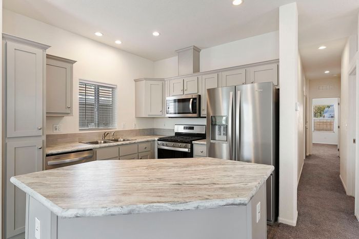 Grand Missouri - Unit 216 - Kitchen