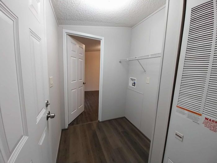 Sleepy Hollow - Unit 5 - Entryway
