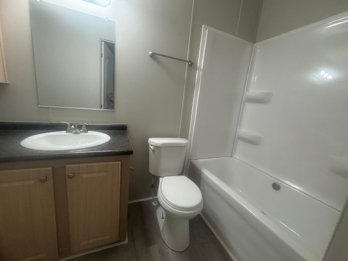 The Orchards/Paradise - Unit 24 - Bathroom