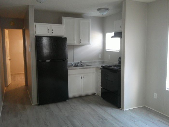 Shady Oaks TN - Unit 202 - Kitchen