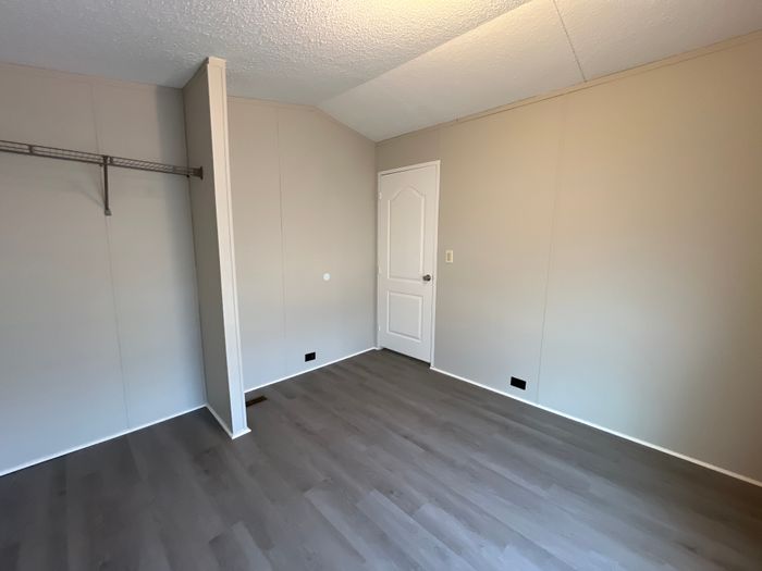 Countryside MHP OK - Unit 116 - Bedroom