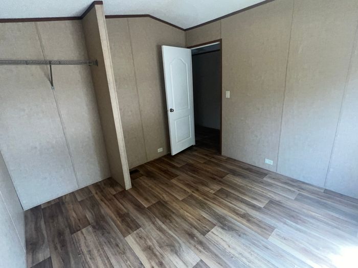 Shady Acres MH & RV Resort - Unit 115 - Bedroom