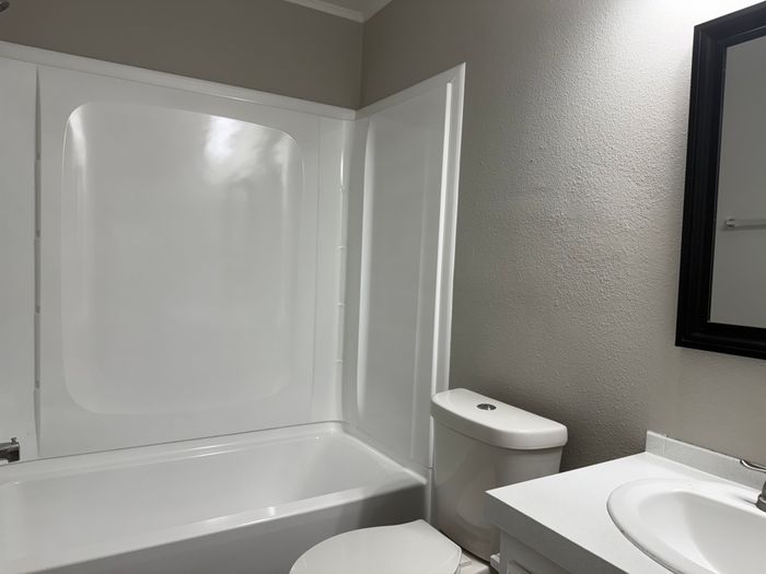 Clarke Springs - Unit 16059C - Bathroom