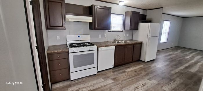 Riverside Crossing - Unit 130 - Kitchen
