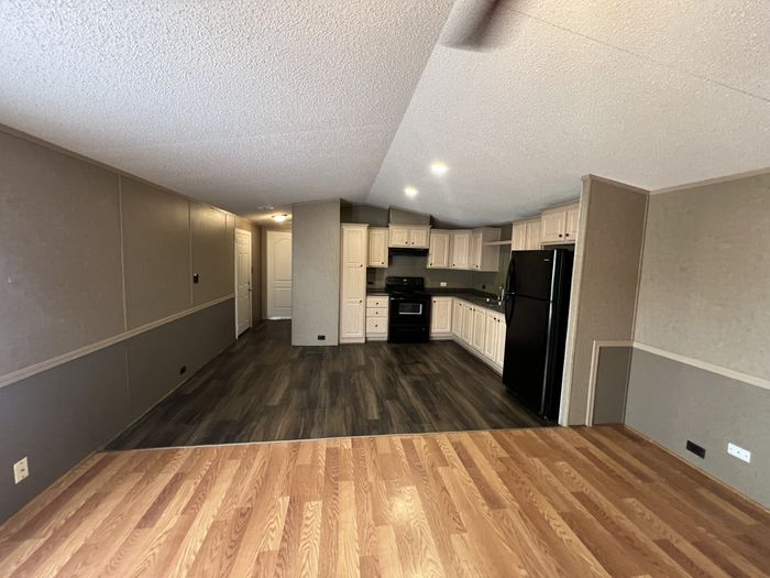 Shady Acres MH & RV Resort - Unit 224 - Interior