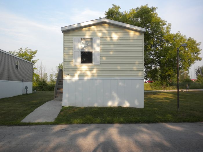 Riverview Estates - Unit 3 - Exterior