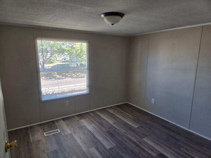 Oak Creek - Unit 9735F - Interior