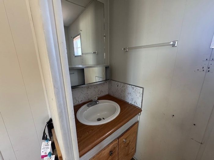Agave Village LLC - Unit D24 - Bathroom