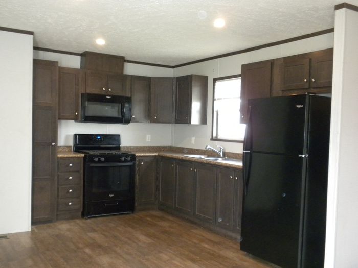 Riverview Estates - Unit 86 - Kitchen