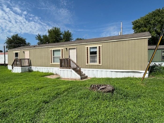 Coachlight Village North (CLN) - Unit 908 - Exterior
