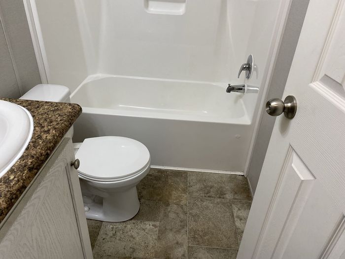 Pasadena MHC - Unit CAS2327 - Bathroom