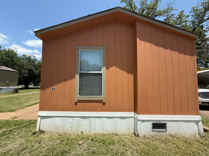 Evergreen MHP - Unit 86 - Exterior