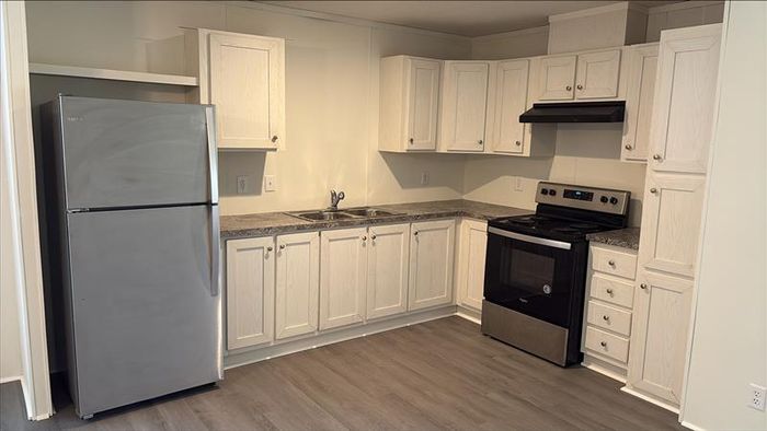 Carriage Lane Estates - Unit 205 - Kitchen
