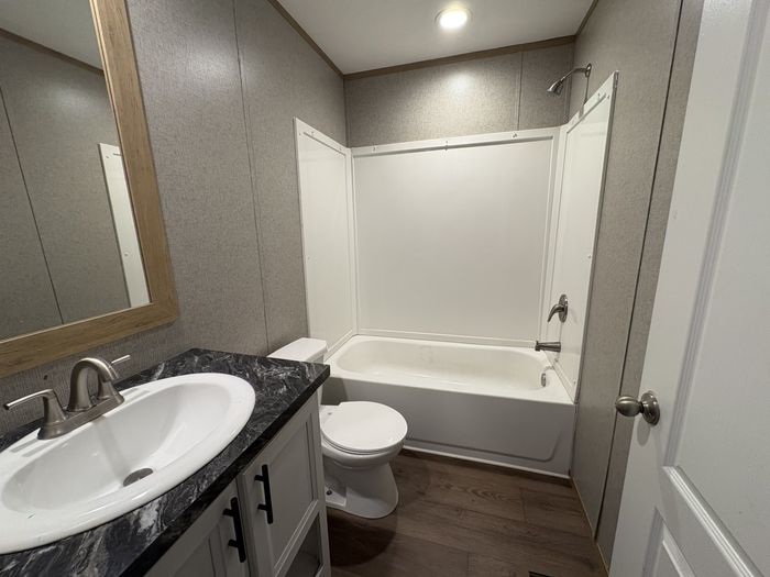 Pleasant Ridge MHP - Unit 157S - Bathroom