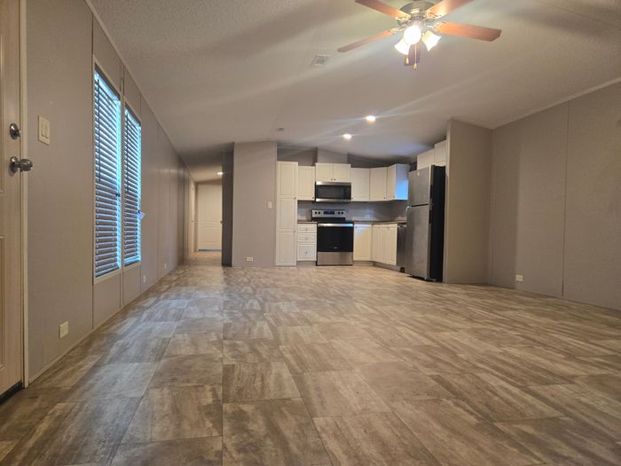 Rolling Hills MHP - Unit 94 - Interior, Kitchen