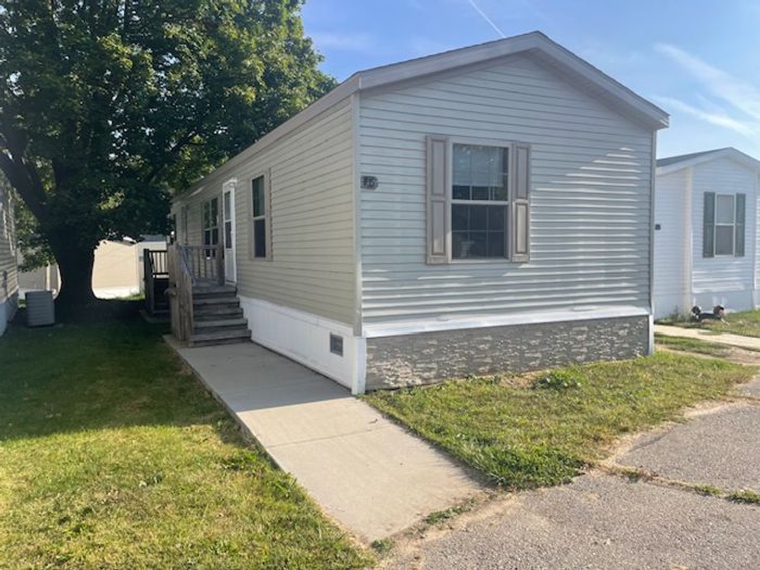 Moon Lake Estates - Unit 46 - Exterior, Street View