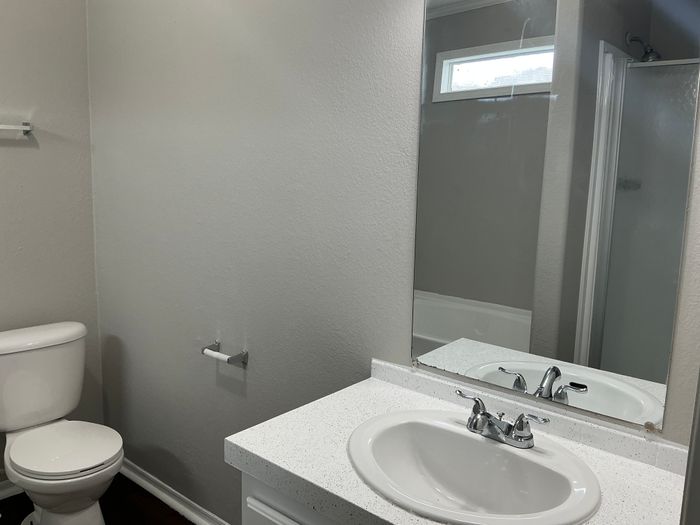 Clarke Springs - Unit 16035C - Bathroom