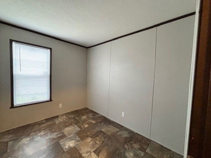 Fort Wayne MHC - Unit 210 - Bedroom