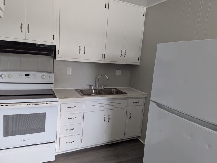 Hideaway Hills - Unit 2APT - Kitchen