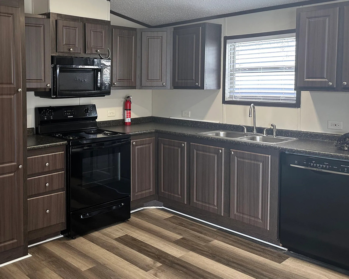 Cayman Bay - Unit H816 - Kitchen
