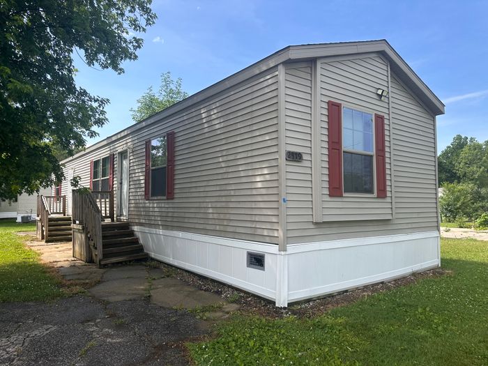 Pasadena MHC - Unit CAS2319 - Exterior, Street View