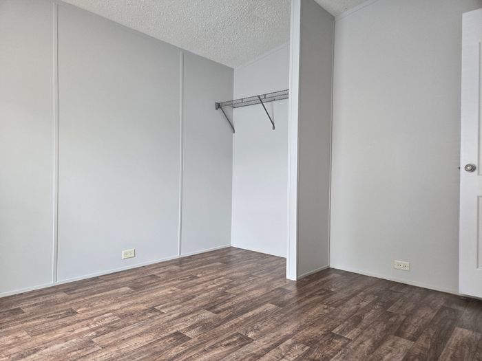 Bluegrass Meadows - Unit A17 - Bedroom
