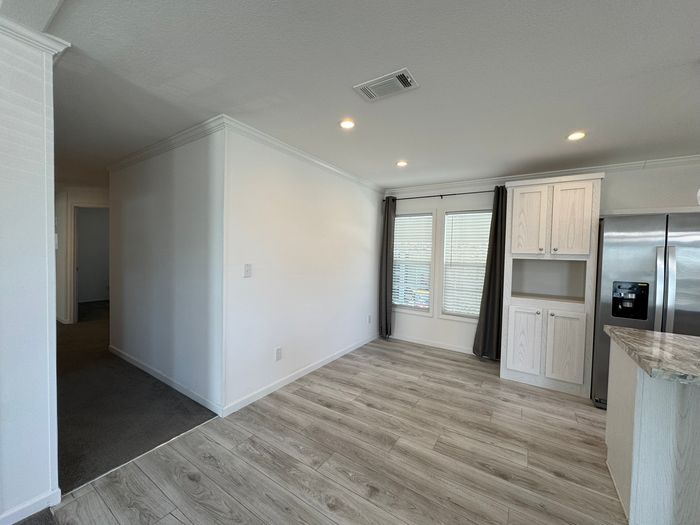Lakewood Village MHC and RV Resort - Unit 98 - Interior