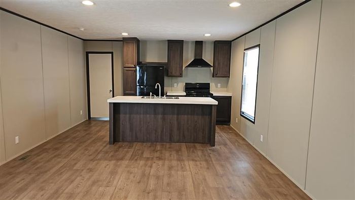 Sunnyvale Estates MHP - Unit 82 - Kitchen