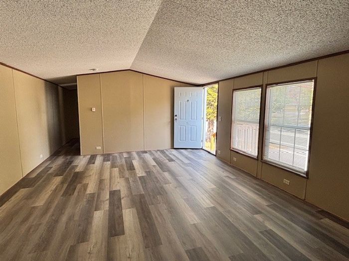 Fort Wayne MHC - Unit 716 - Interior
