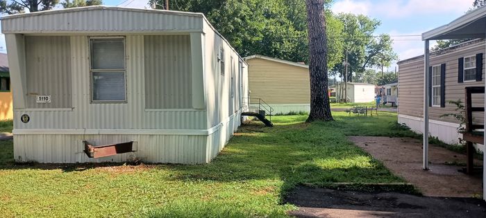 Shady Oaks TN - Unit 101 - Exterior
