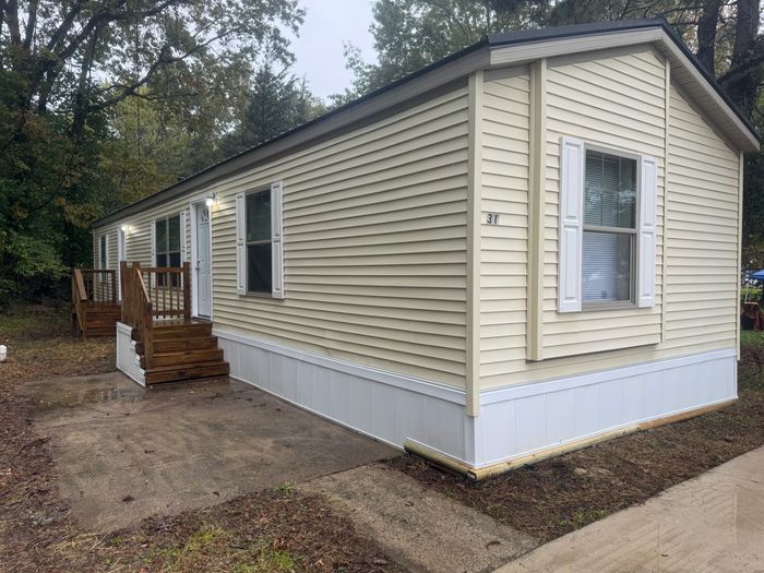 The Orchards/Paradise - Unit 31 - Exterior, Street View