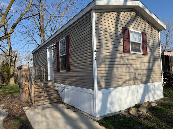 Kankakee Estates - Unit A29 - Exterior, Street View