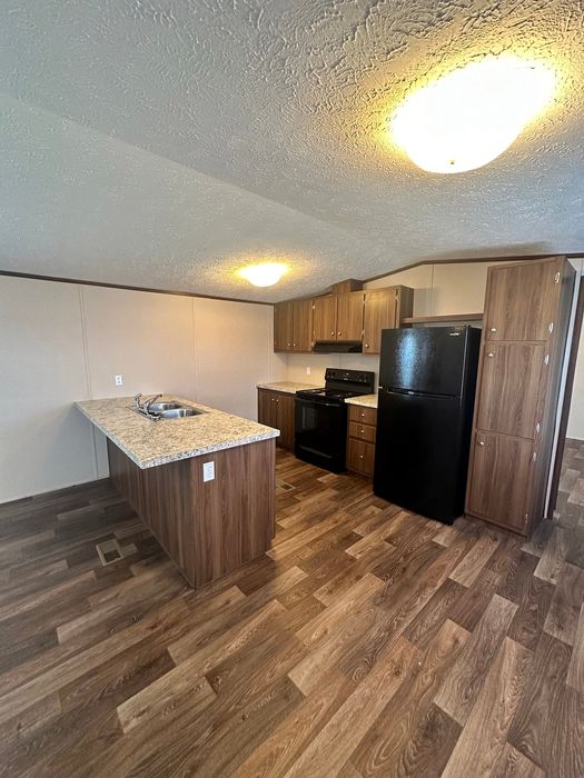 Hunters Mountain - Unit 1024 - Kitchen