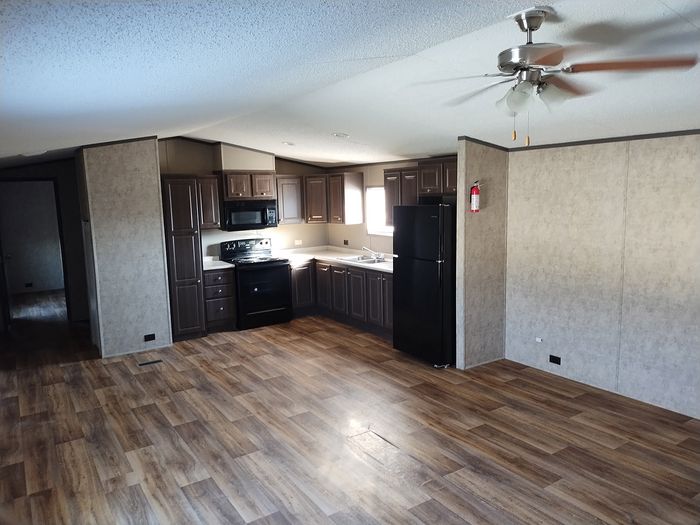 Gateway RV - Unit 452 - Interior