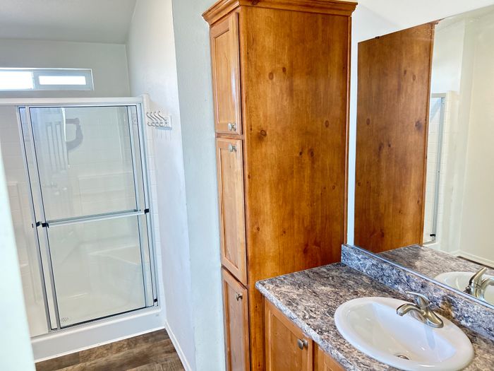 Villa Juanita MHC - Unit 72 - Bathroom