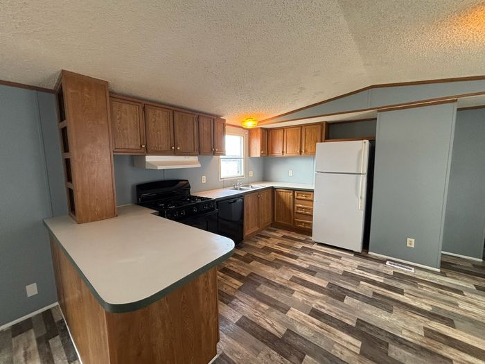 Countryside Estates KS - Unit I23 - Kitchen