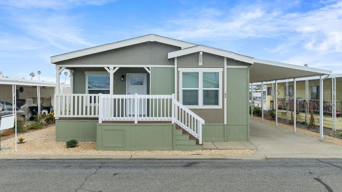 The Lakes at Hemet West - Unit 62 - Exterior
