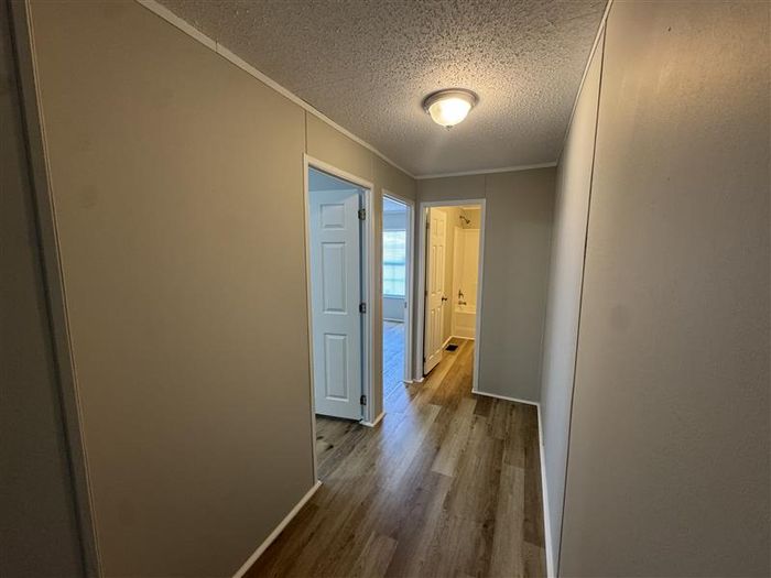 Fort Wayne MHC - Unit 528 - Entryway