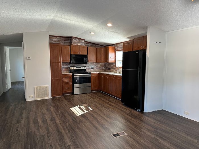 Bel Aire - Unit K95 - Interior, Kitchen