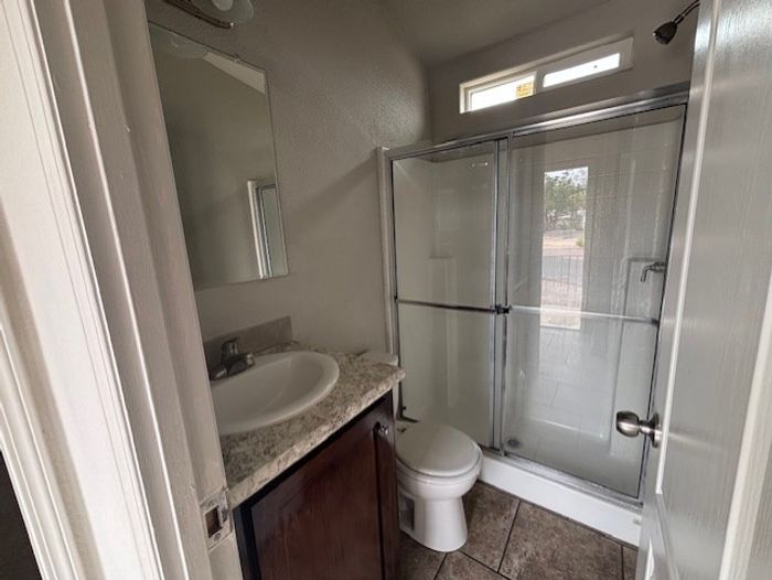 Colonial Estates AZ - Unit 4 - Bathroom