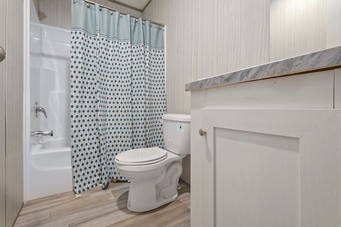 Lakeside NC (GCI) - Unit 3521 - Bathroom