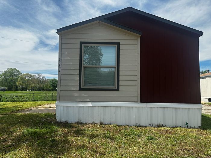 Coachlight Village West (CLW) - Unit 1823 - Exterior